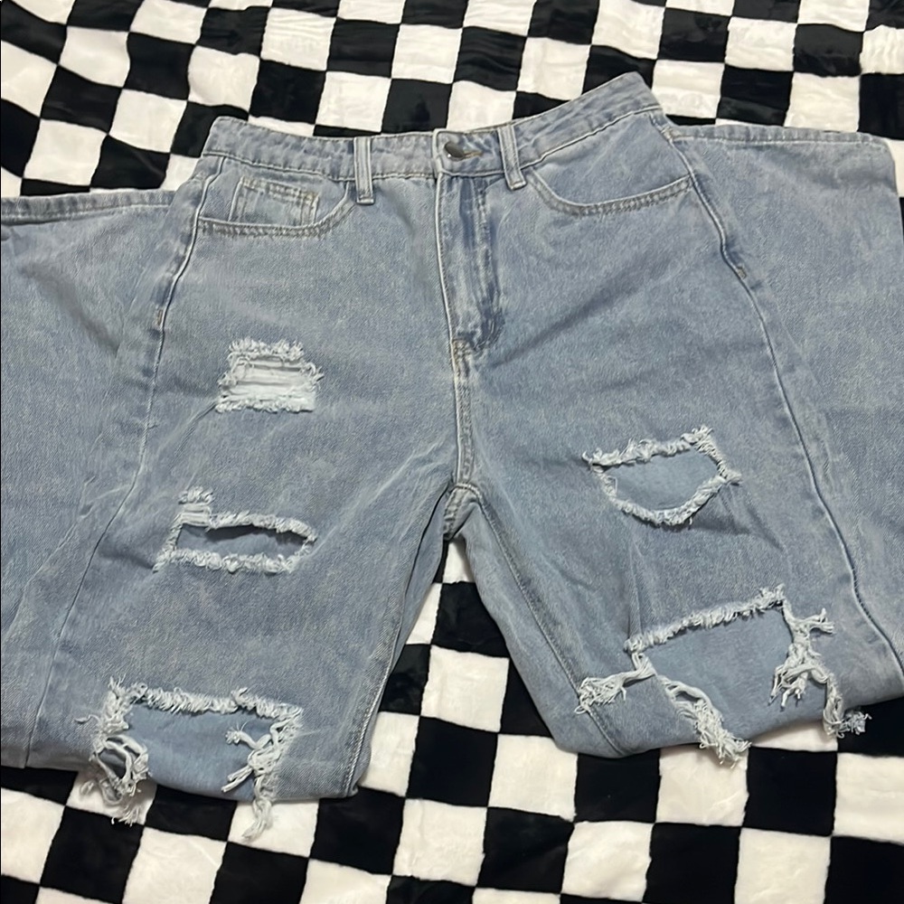 European & American Style Women Straight Loose Casual Ripped Jeans With Pockets
